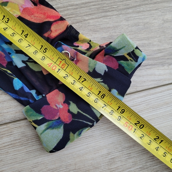 Roz & Ali Floral Multicolored Green Pink Yellow Blue Blouse with Buttons Large - Picture 7 of 8